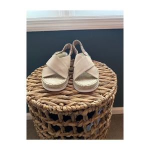 Marc Fisher Espadrilles